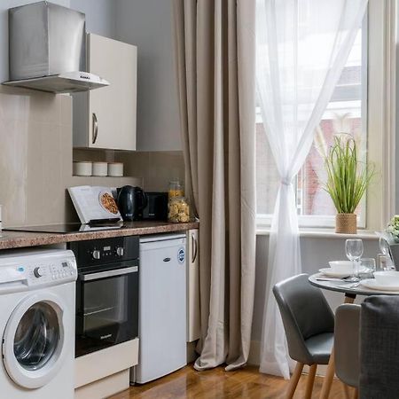 Cozy 1 Bed For 4 Paddington Apartment Londra Exterior foto