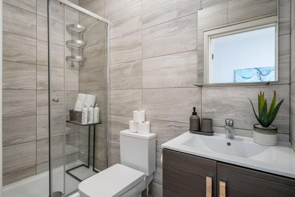 Cozy 1 Bed For 4 Paddington Apartment Londra Exterior foto